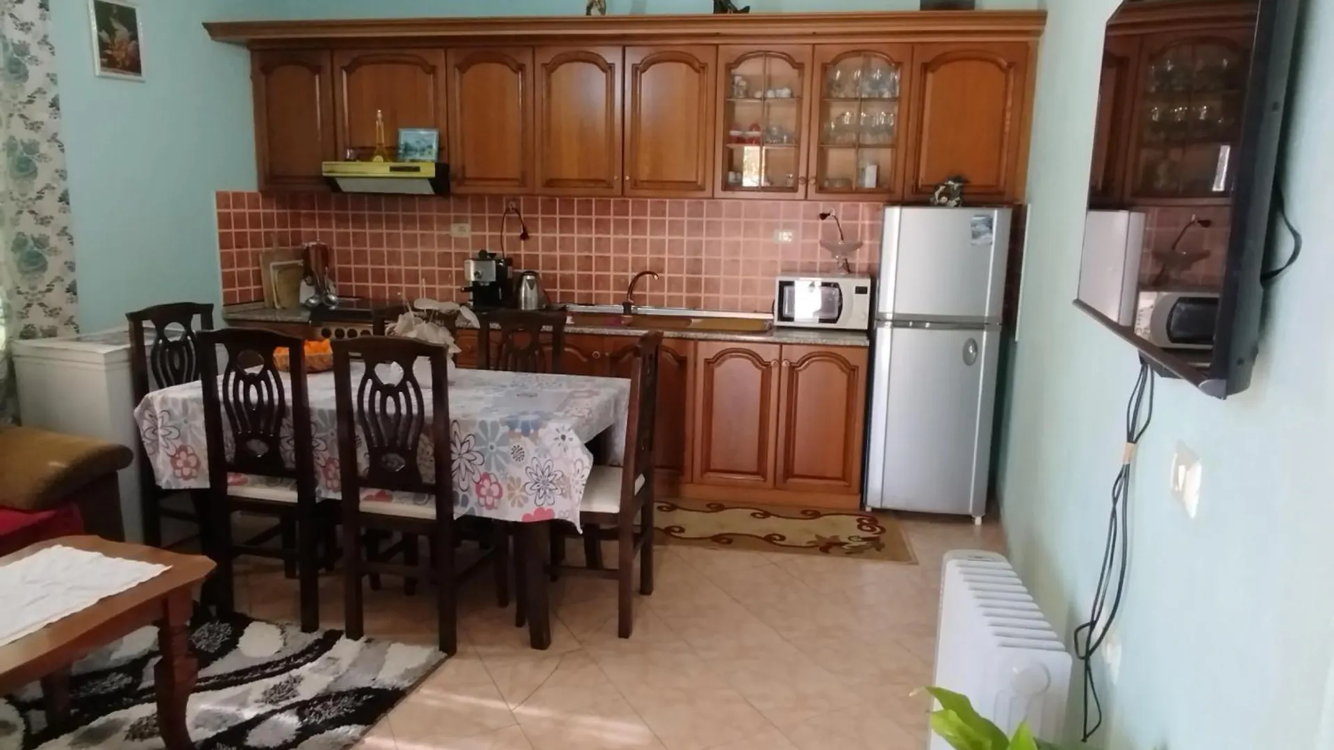 Fatbardha Miceli Villa Tirana 0*,